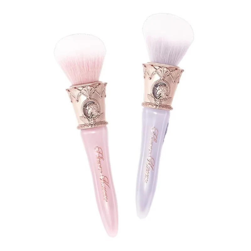 Pinceau à blush de luxe Crysta - Luxury Skincare And Makeup Brands avis et prix